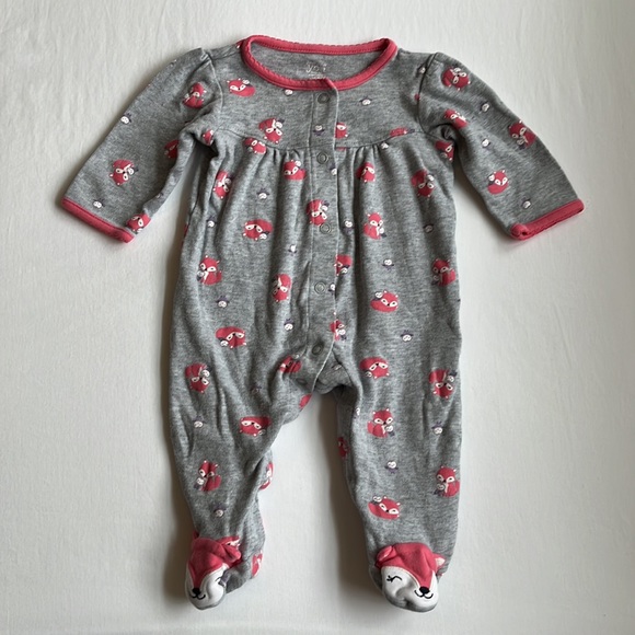 Bundle of 3 Carter's Baby Girl's Footed Pajamas Size 6 Months - Picture 2 of 15